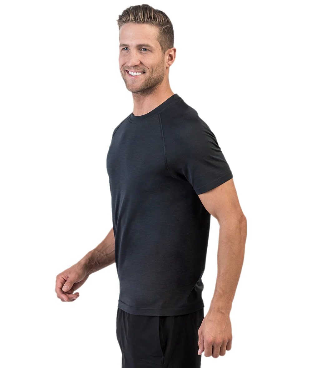 Rhone Men's Reign Tech Short Sleeve Shirt - Image 6