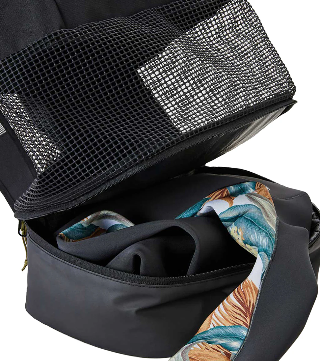 Rip Curl Men's Surf Series Burrito 50L Backpack - Image 5