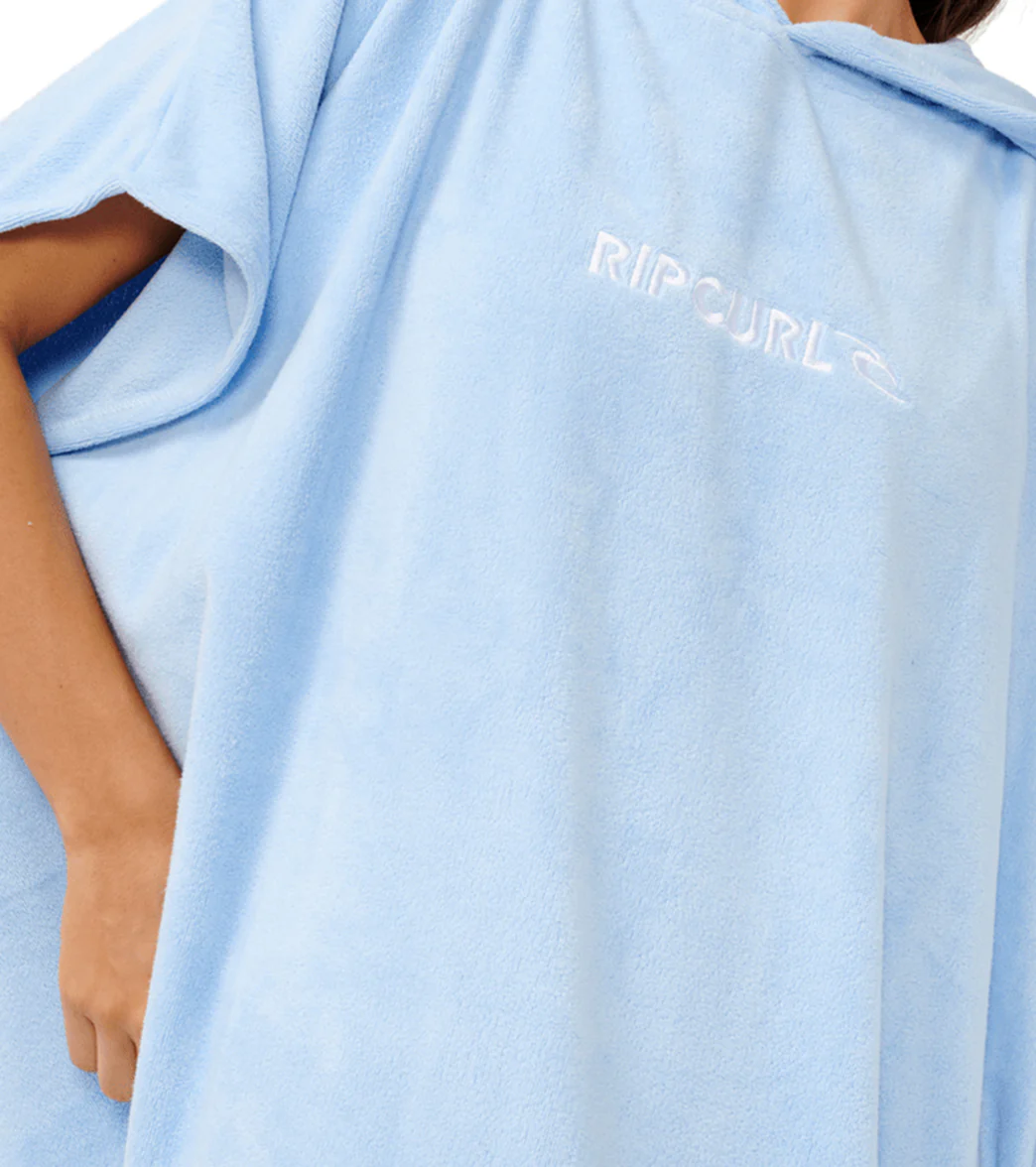 Rip Curl Women's Classic Surf Hooded Towel - Image 11