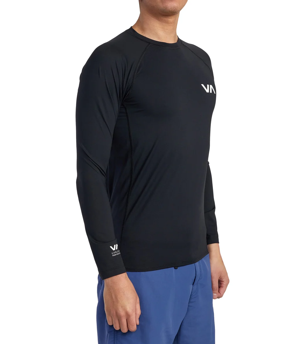 RVCA Men's Rvca Long Sleeve Rashguard - Image 20