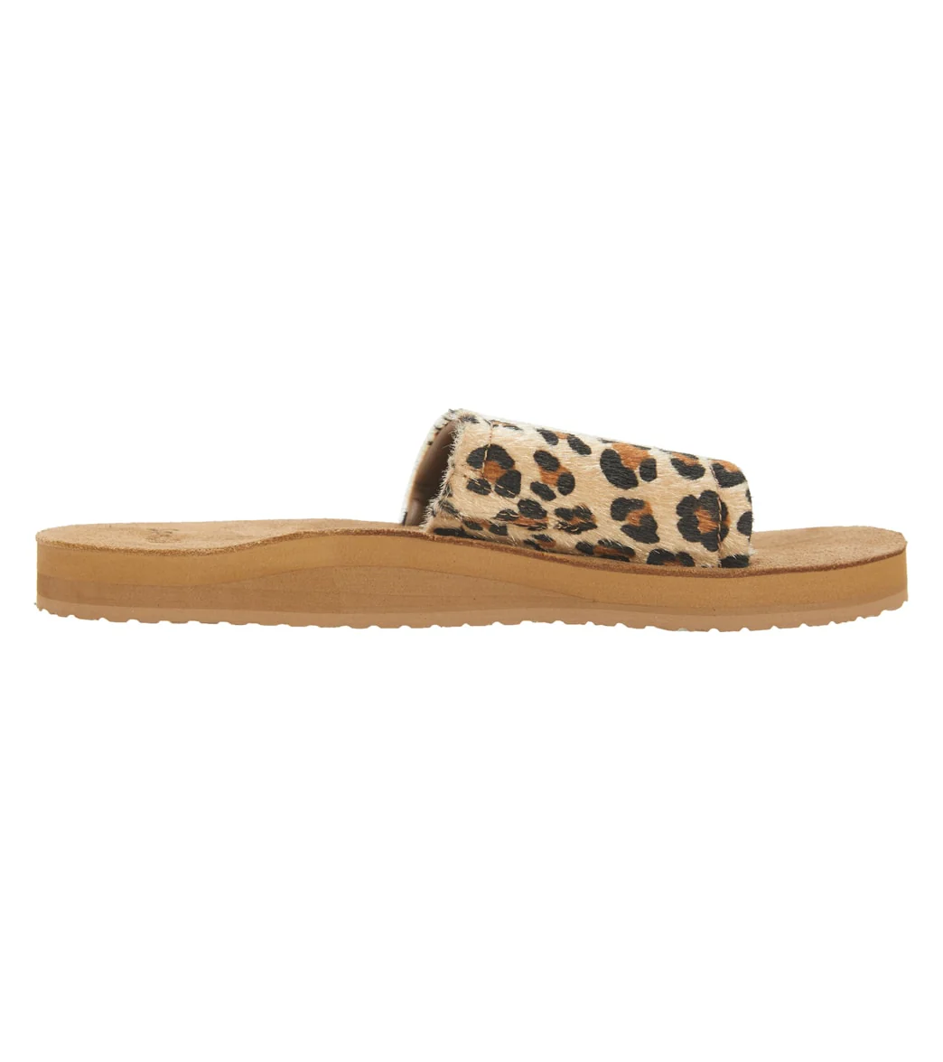 Sanuk Women's Lola Leopard Slide - Image 3