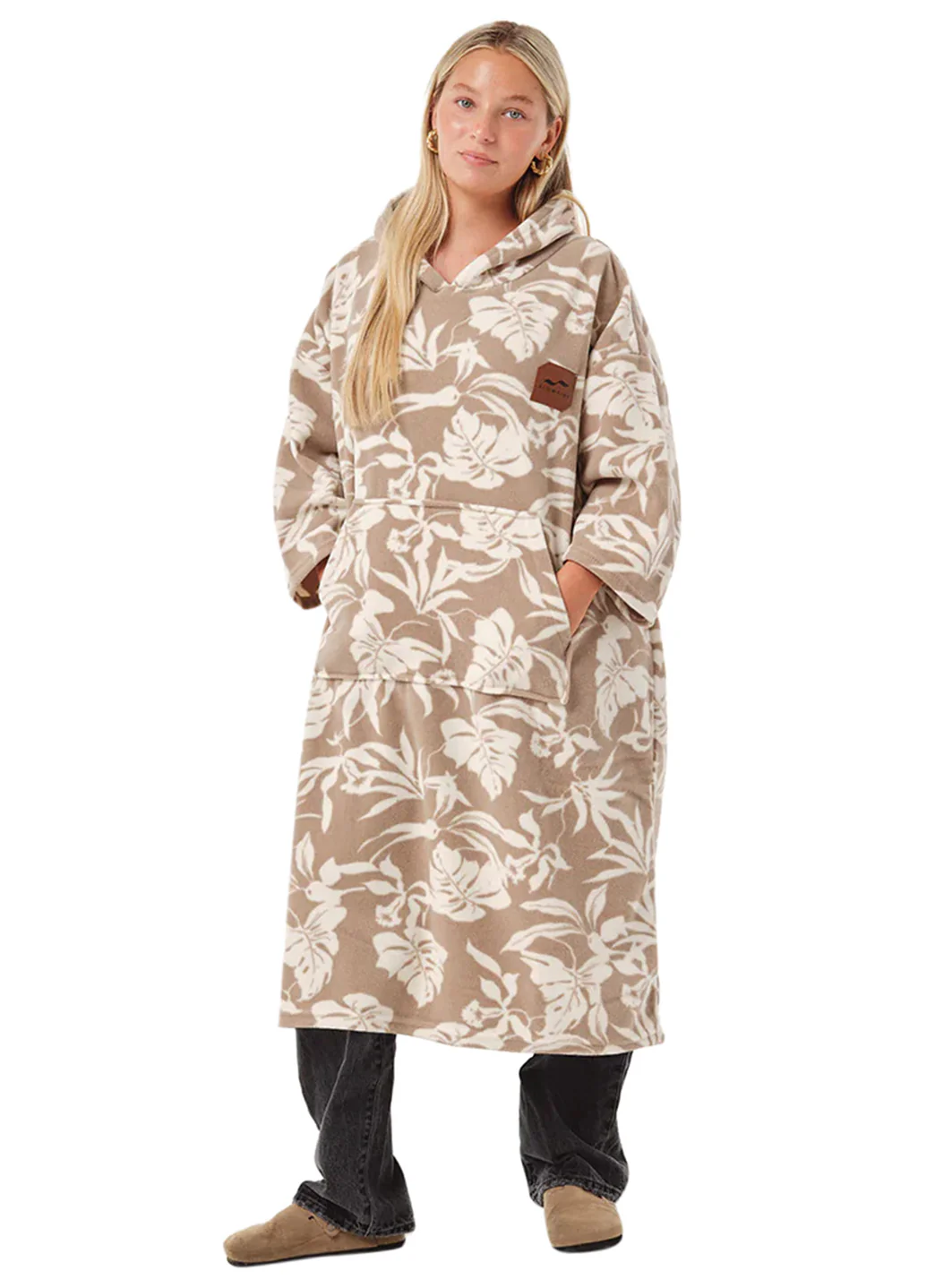 Slowtide Hauke Everyday Chilling Fleece Poncho - Image 2