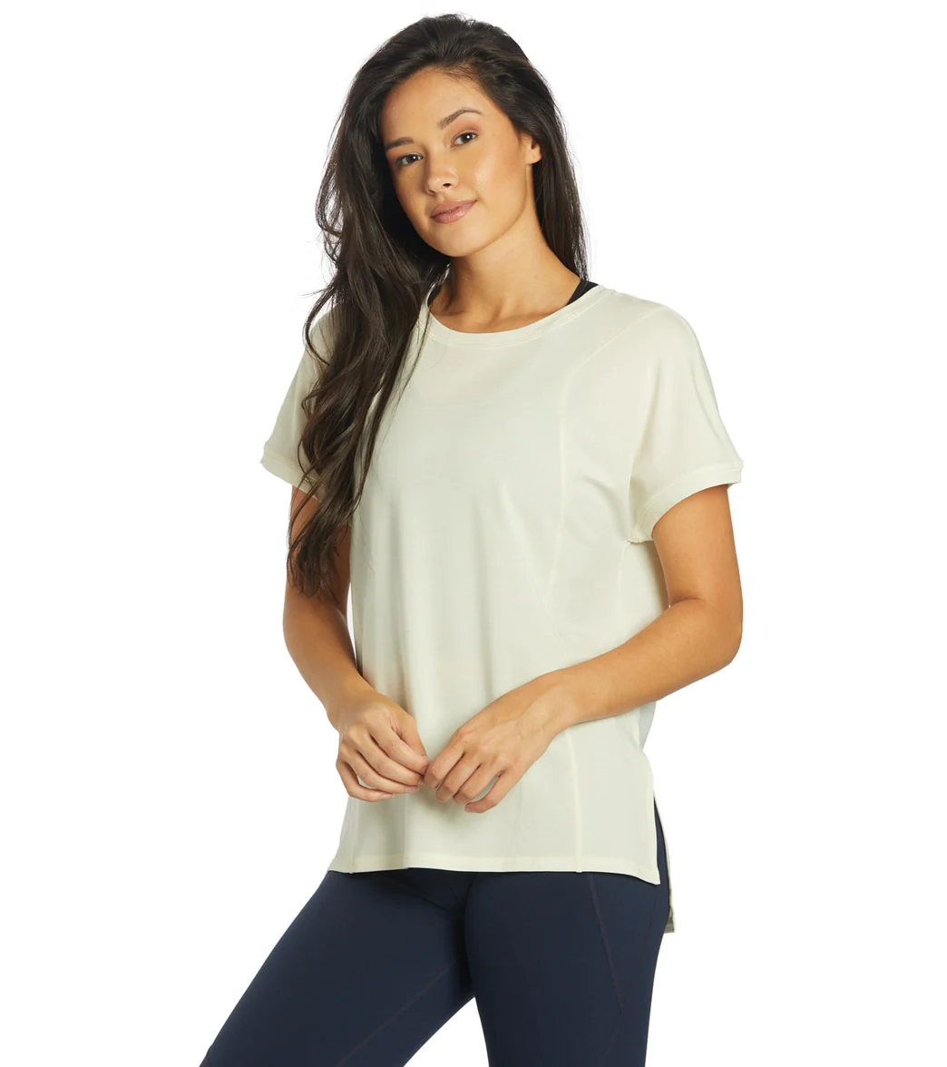 Sweaty Betty Glide Workout T-Shirt - Image 13