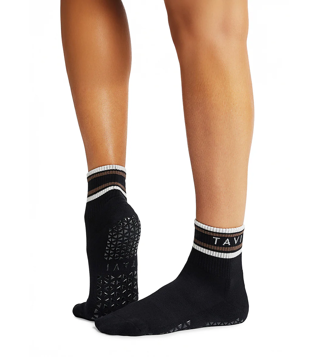 Tavi Aria Yoga Grip Socks - Image 31