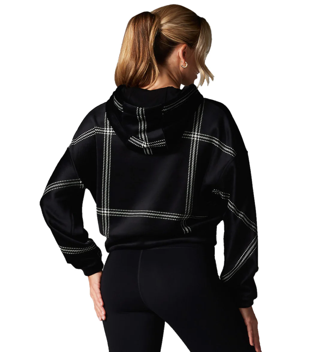 Tavi Campfire Hoodie - Image 14