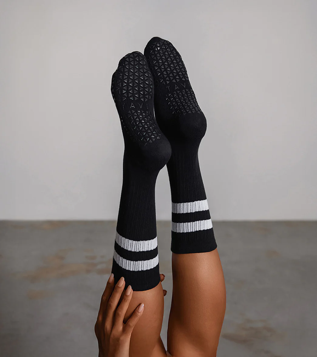 Tavi Kai Grip Crew Socks - Image 69