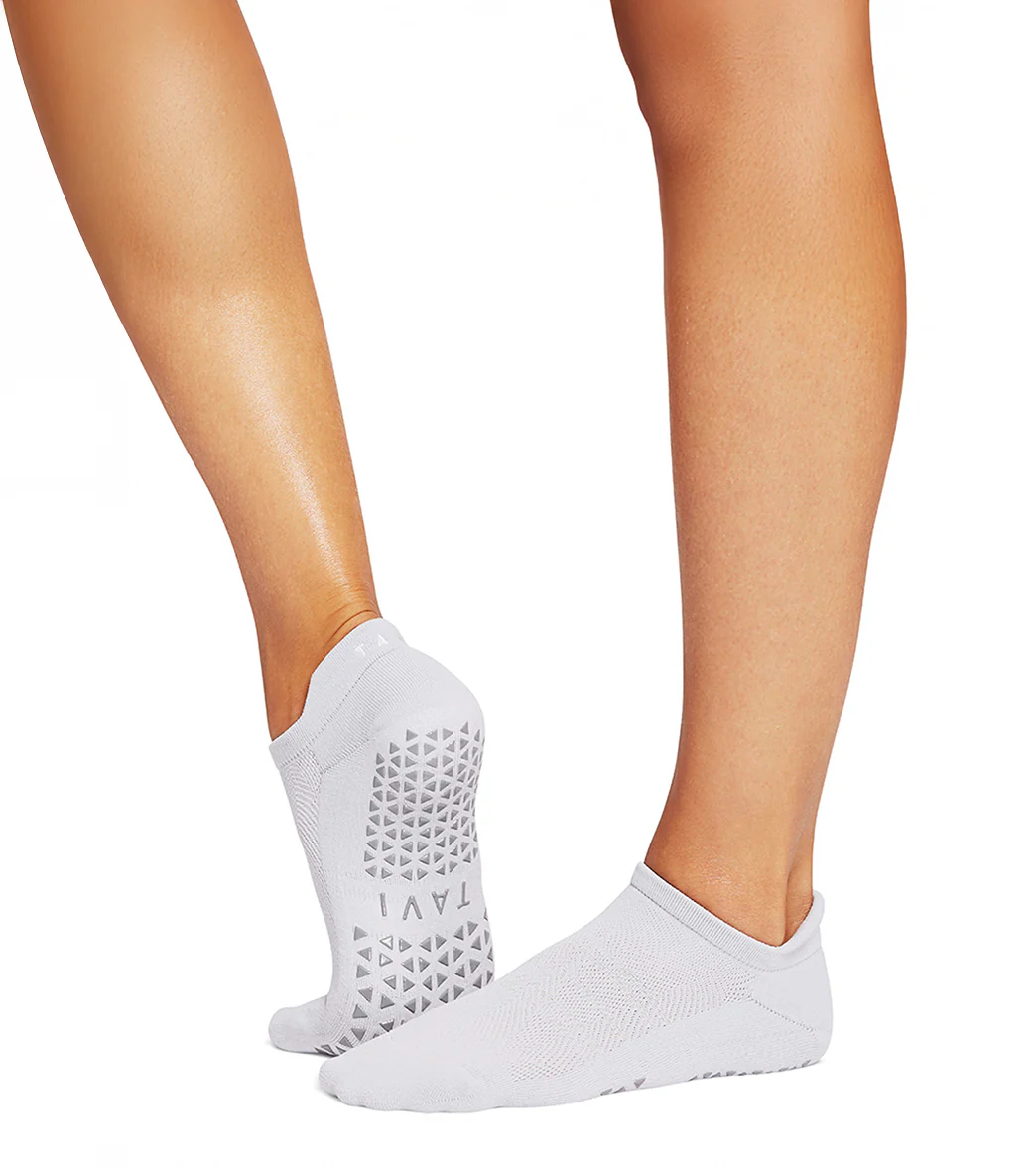 Tavi Savvy Tec Grip Socks - Image 20