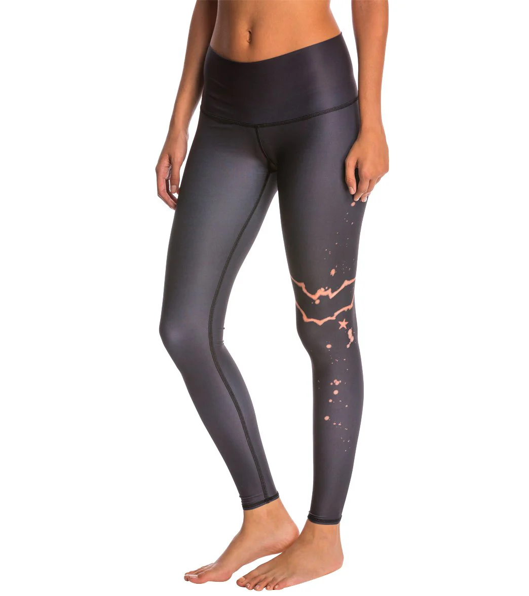 Teeki Rebirth Hot Pants - Image 3