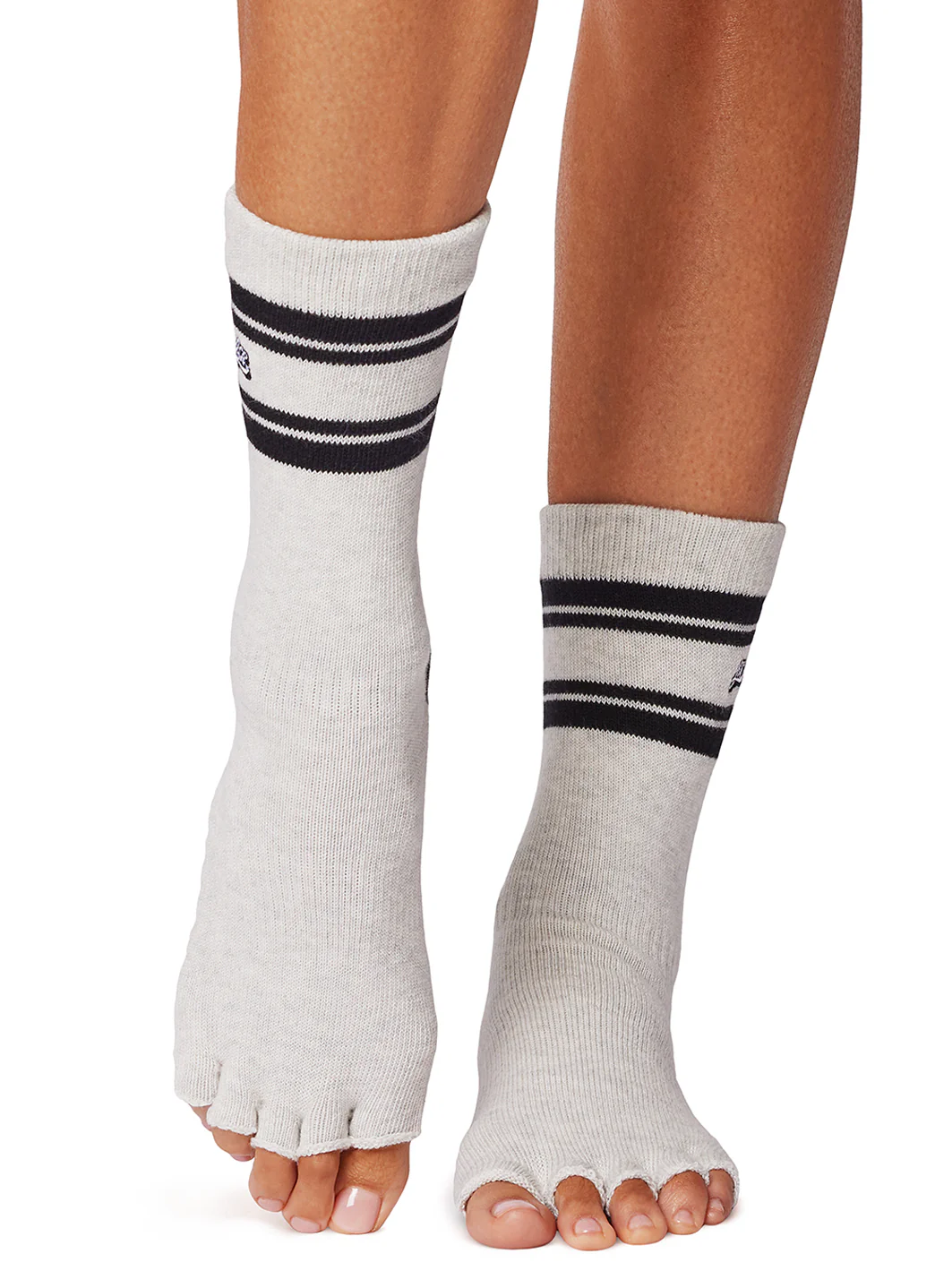 Toesox Crew Half Toe Grip Socks - Image 15