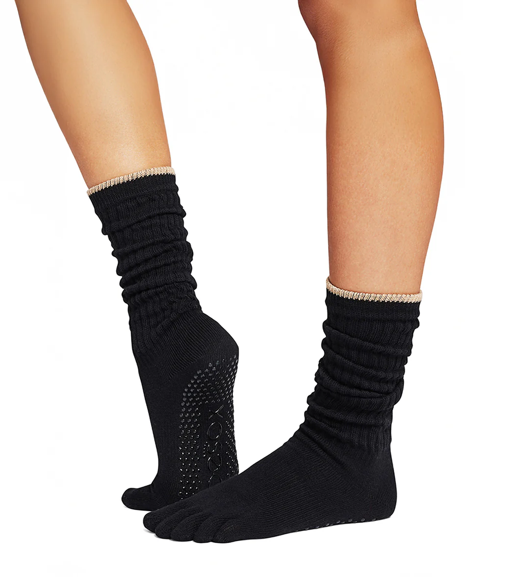 Toesox Slouch Full-Toe Grip Socks - Image 4
