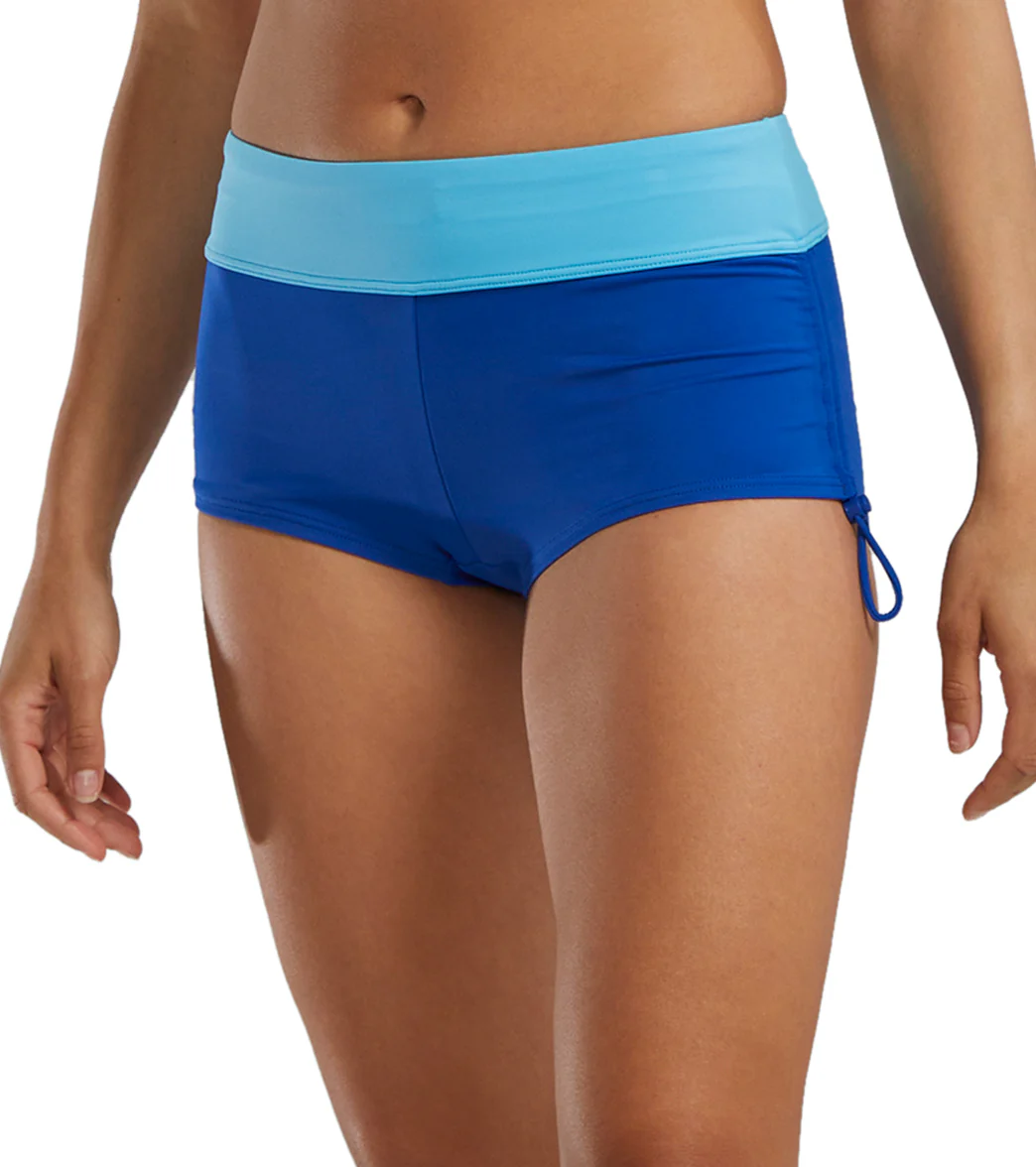 TYR Active Women's Solid Della Boyshort Swim Short Side Toggle - Image 13