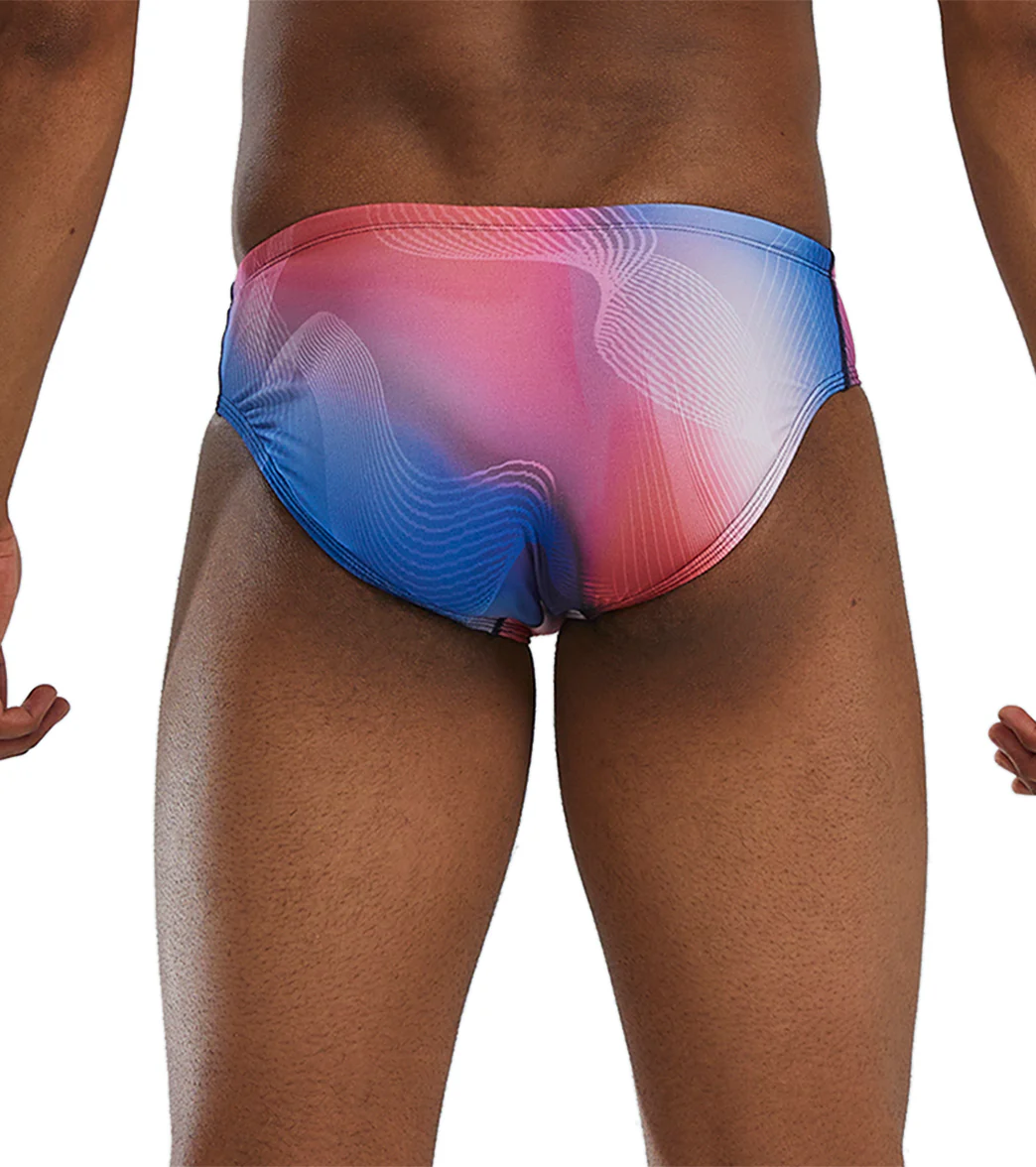 TYR Men's Unwaver Brief Swimsuit - Image 3