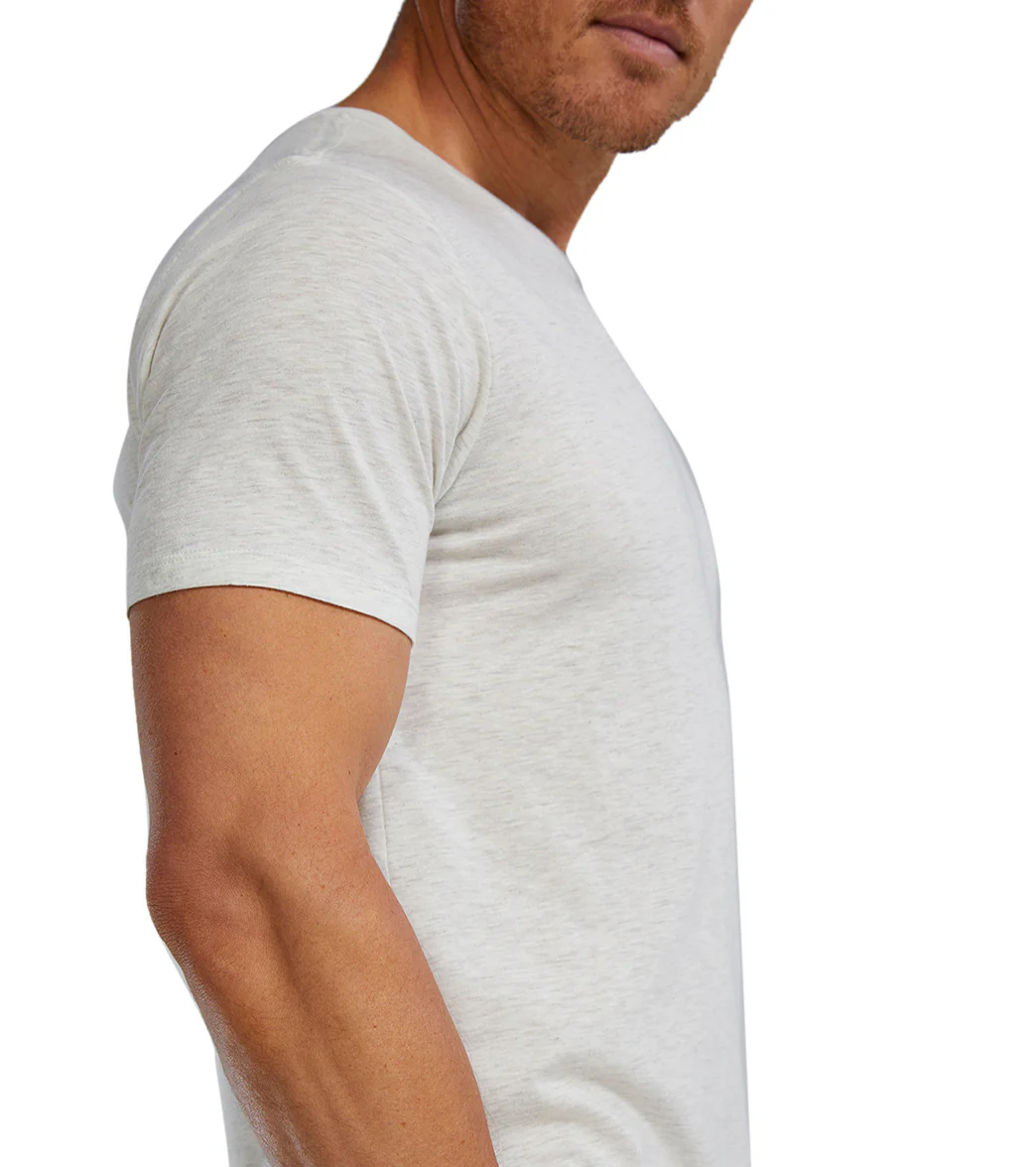 TYR Unisex Lightweight Ultrasoft Tech Tee - Image 7