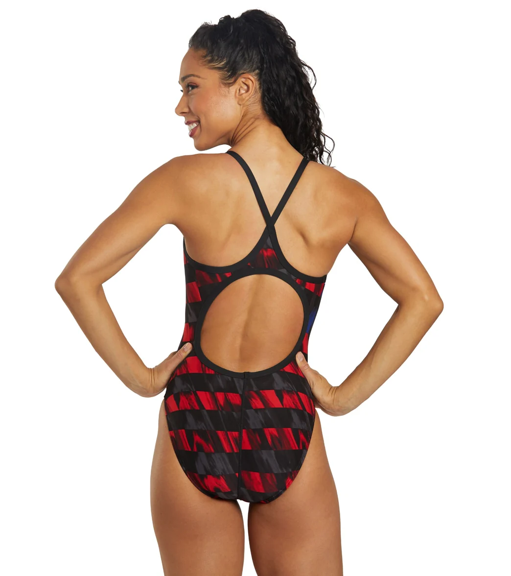 TYR Woman's Valor Diamondfit One Piece Swimsuit - Image 3