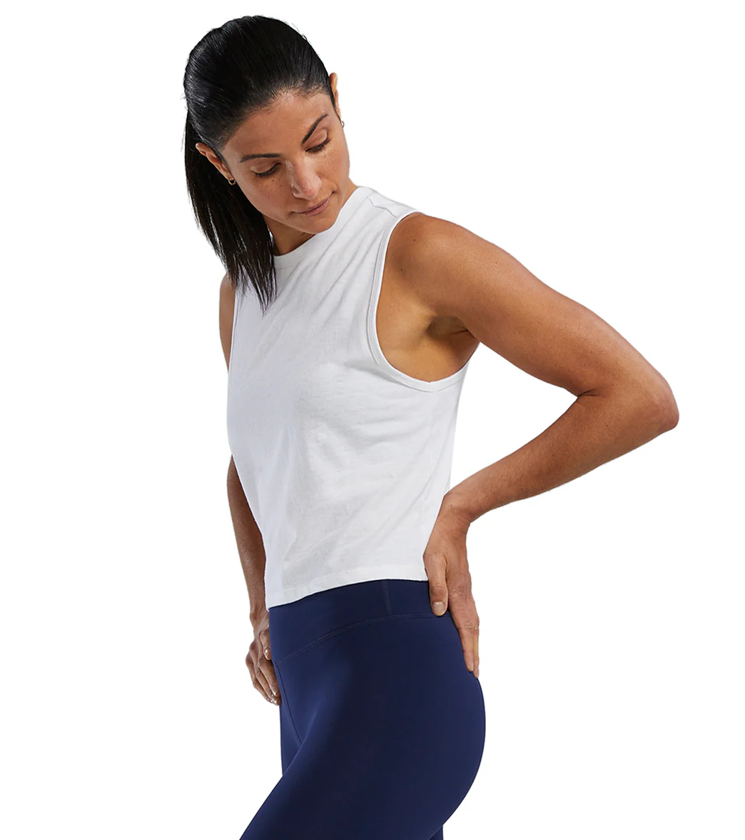 TYR Women's Lightweight Ultrasoft Crop Tank Top - Image 34