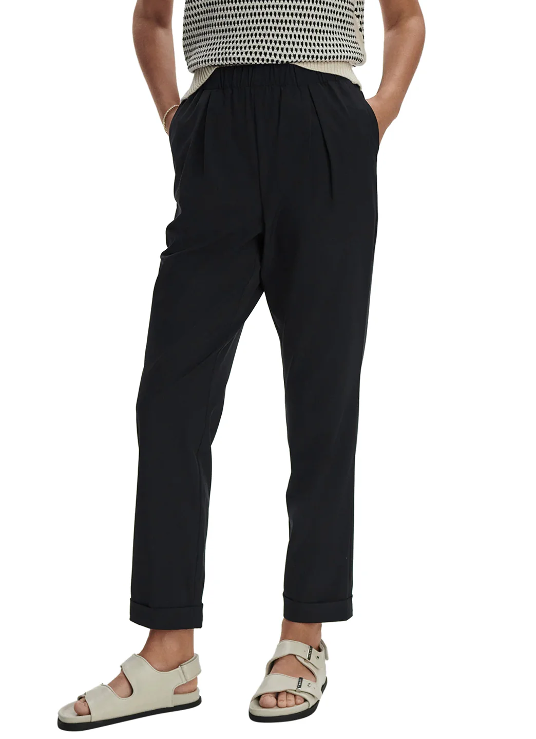 Varley Alana Slim Tapered Cuff 27" Pant - Image 9