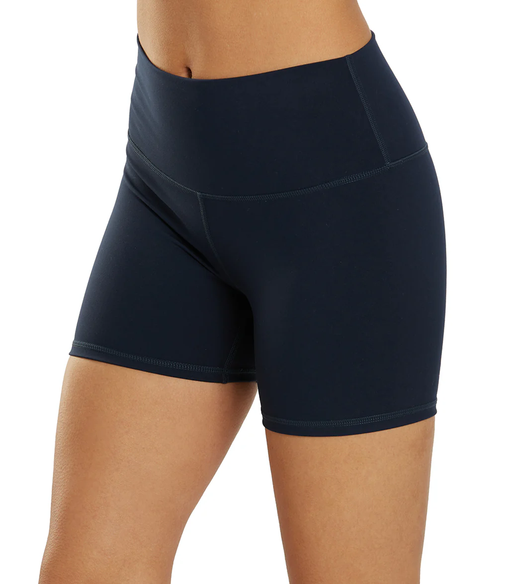 Varley Freesoft High Rise Short 4" - Image 5
