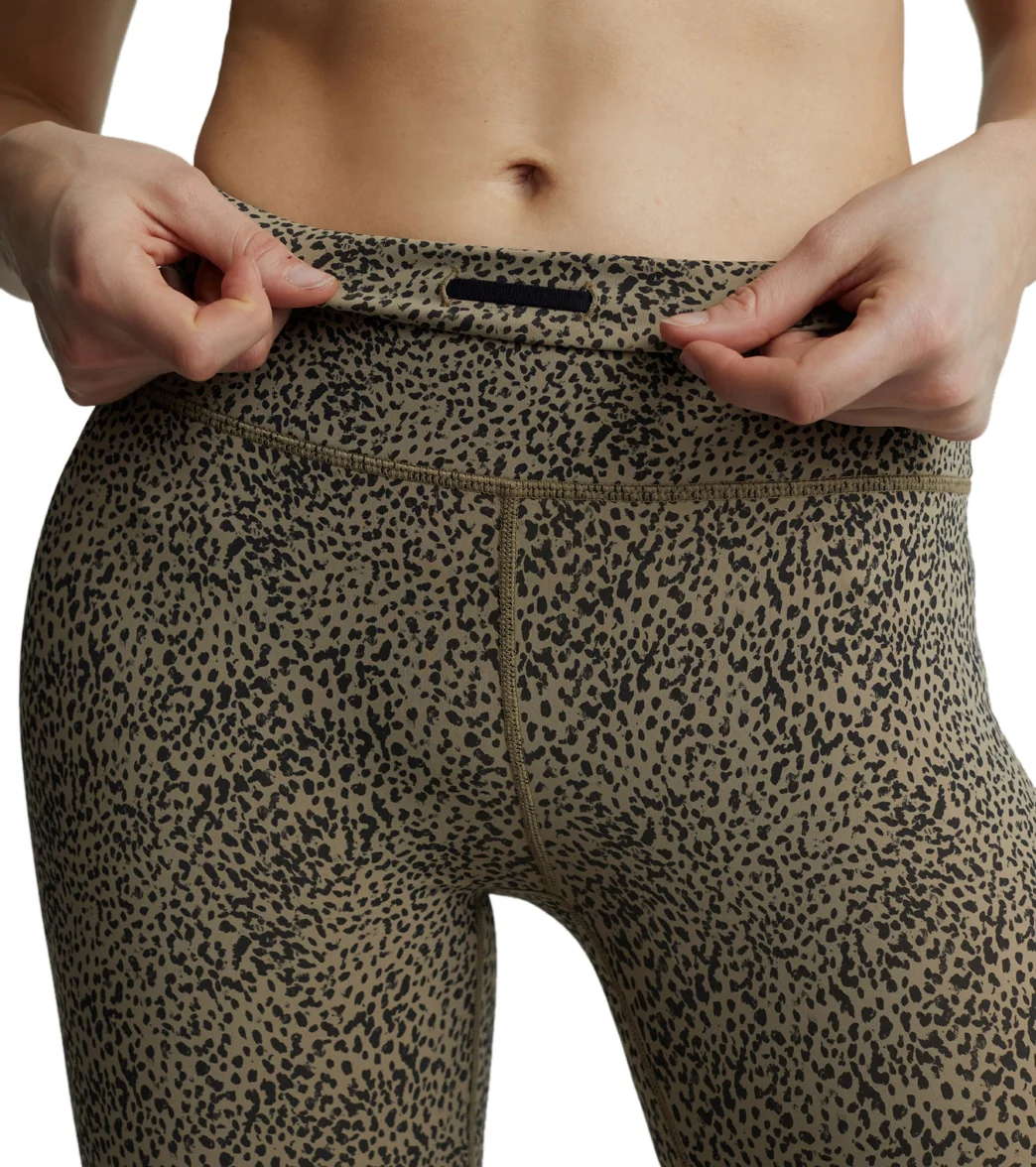 Varley Let's Go 25" High Rise Leggings - Image 5