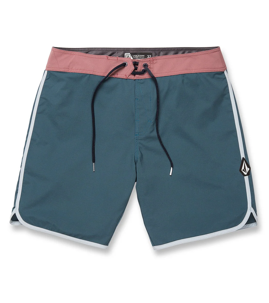 Volcom Men's 18" Scallop Mod Board Shorts - Image 3