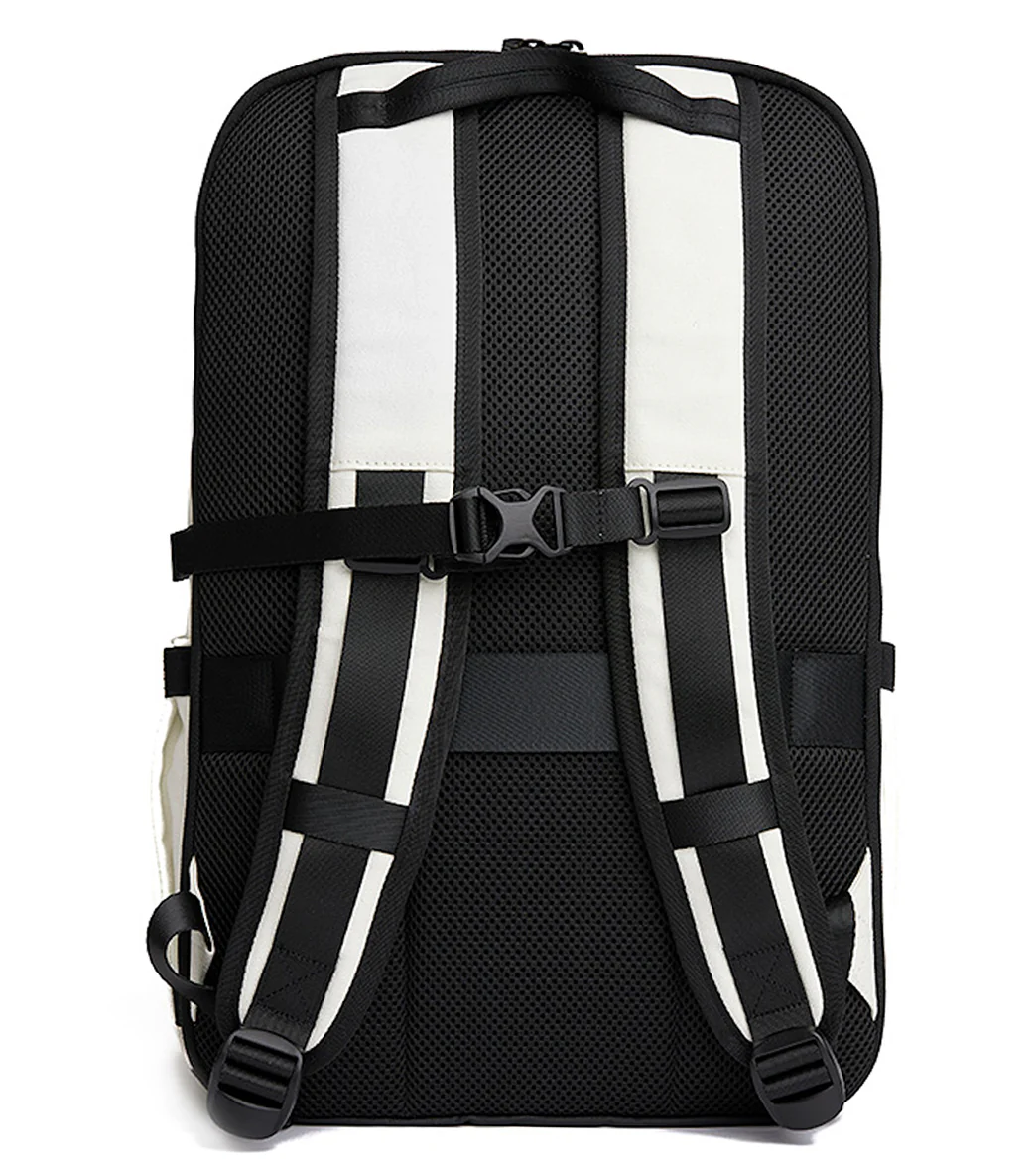 Vooray 2nd Avenue Backpack - Image 2