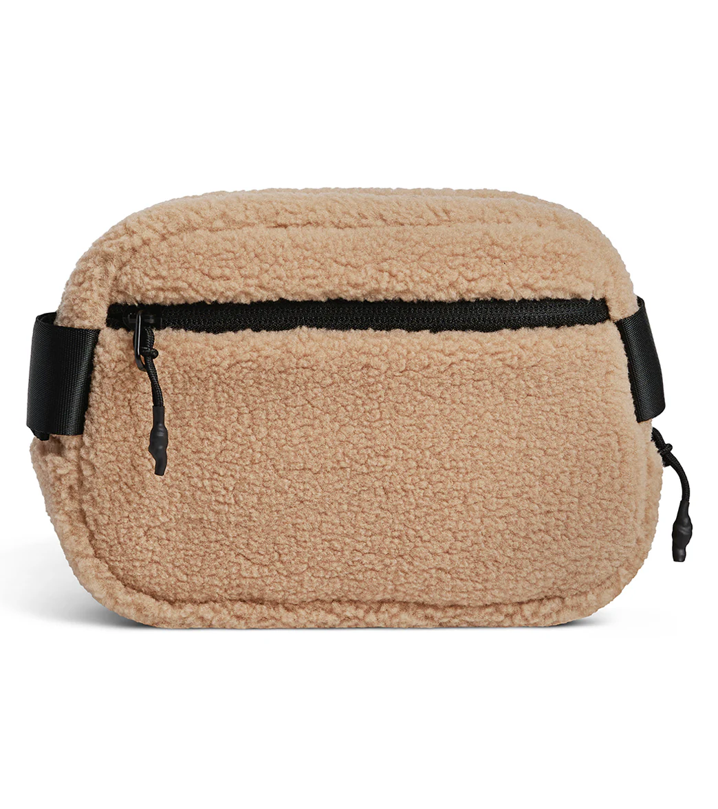 Vooray Quinn Belt Bag - Image 8