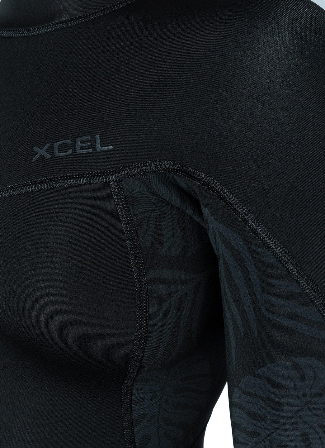 Xcel Women's 2mm Axis Long Sleeve Back Zip Spring Wetsuit - Image 9