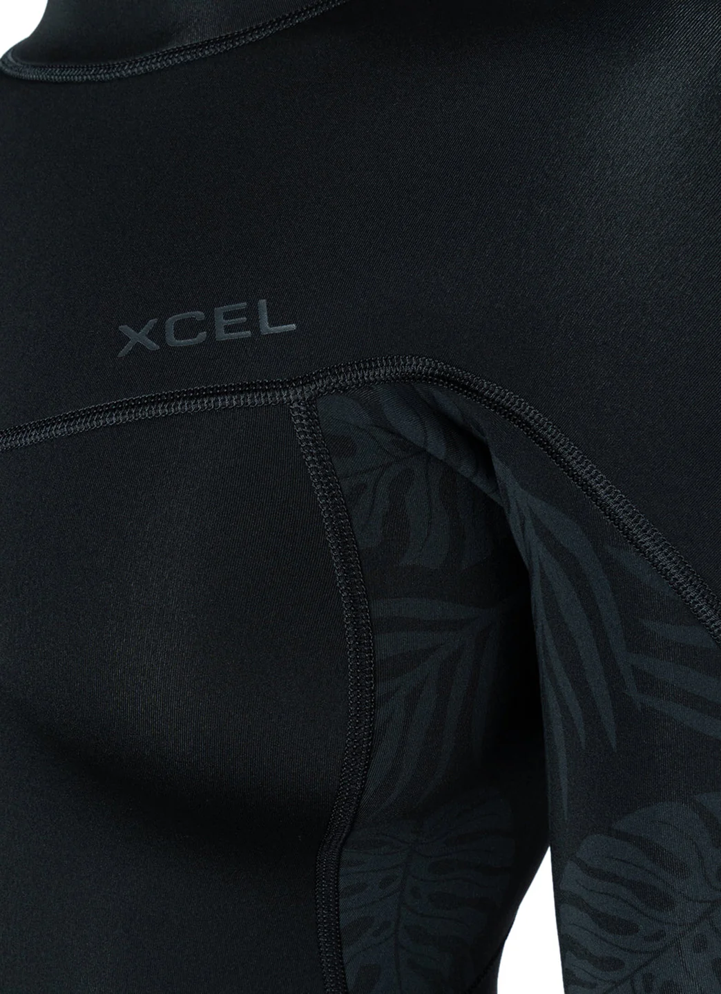 Xcel Women's 2mm Axis Short Sleeve Back Zip Spring Wetsuit - Image 7