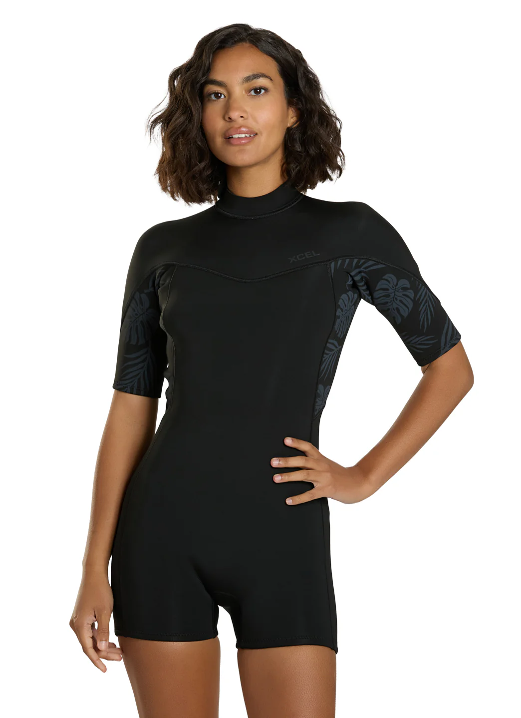 Xcel Women's 2mm Axis Short Sleeve Back Zip Spring Wetsuit - Image 9