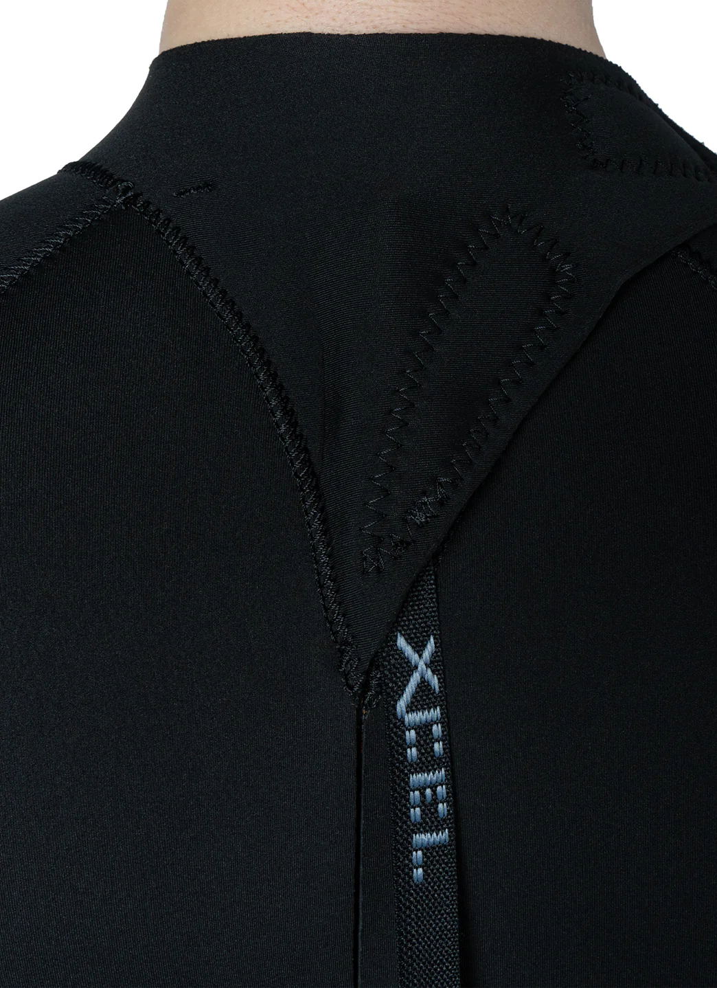 Xcel Women's 4/3mm Axis Back Zip Full Wetsuit - Image 15