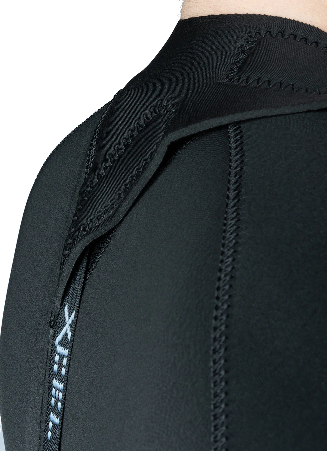 Xcel Women's 4/3mm Axis Back Zip Full Wetsuit - Image 16