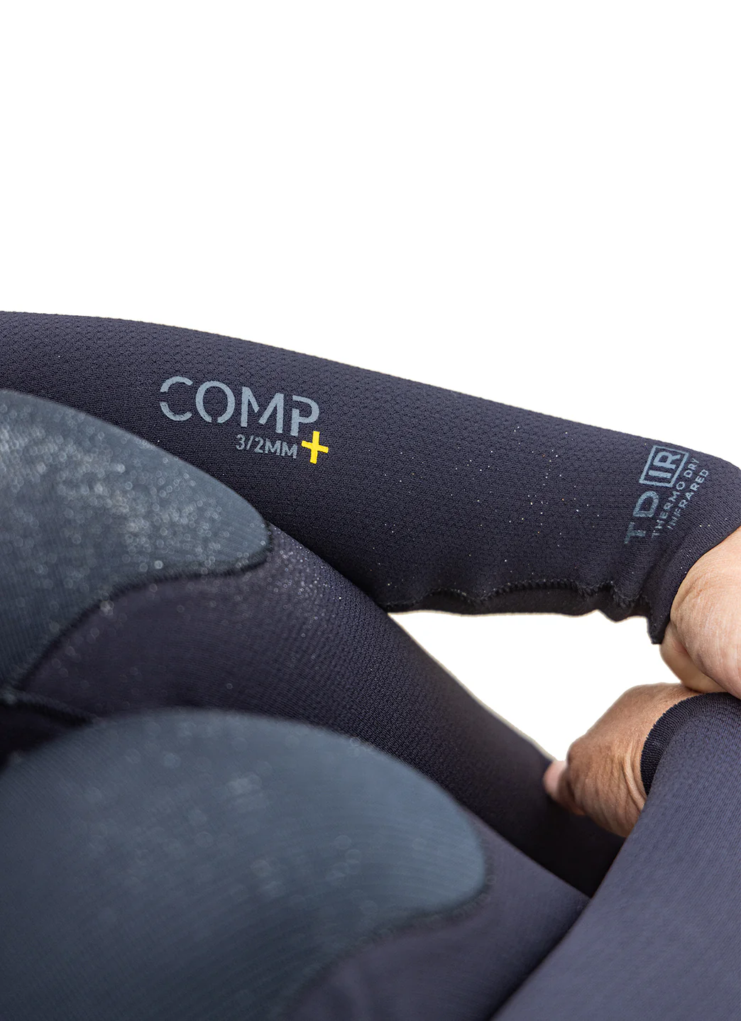 Xcel Women's 4/3mm Comp+ Chest Zip Full Wetsuit - Image 9