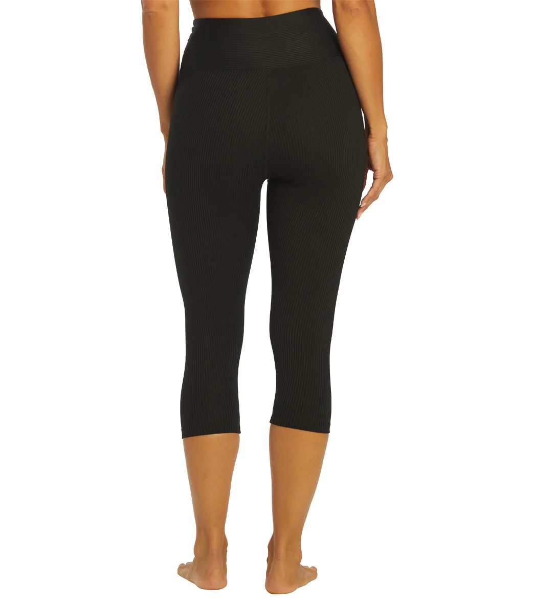 Year of Ours Ribbed Capri Leggings - Image 8
