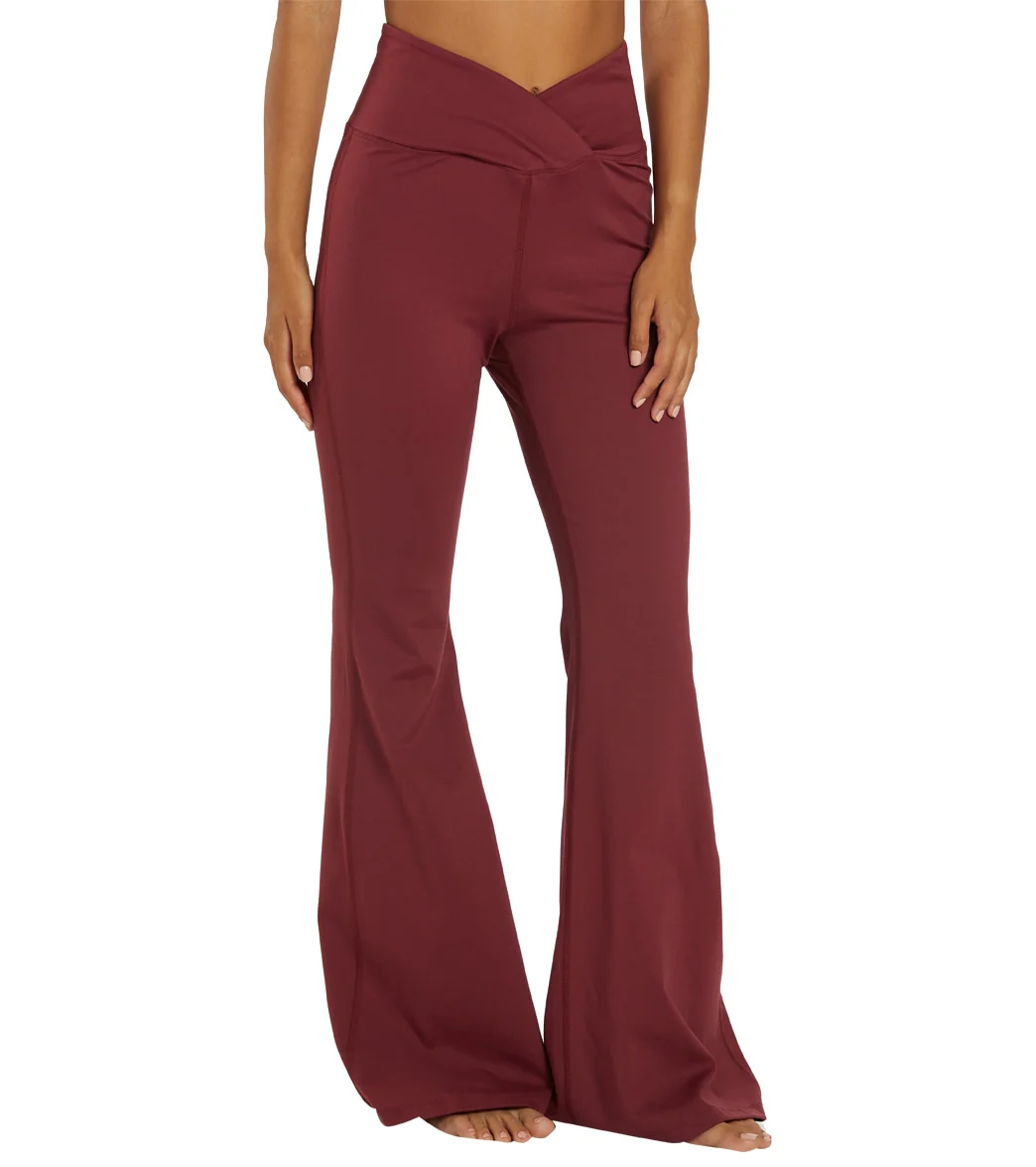 Year of Ours Veronica Flare Legging - Image 2
